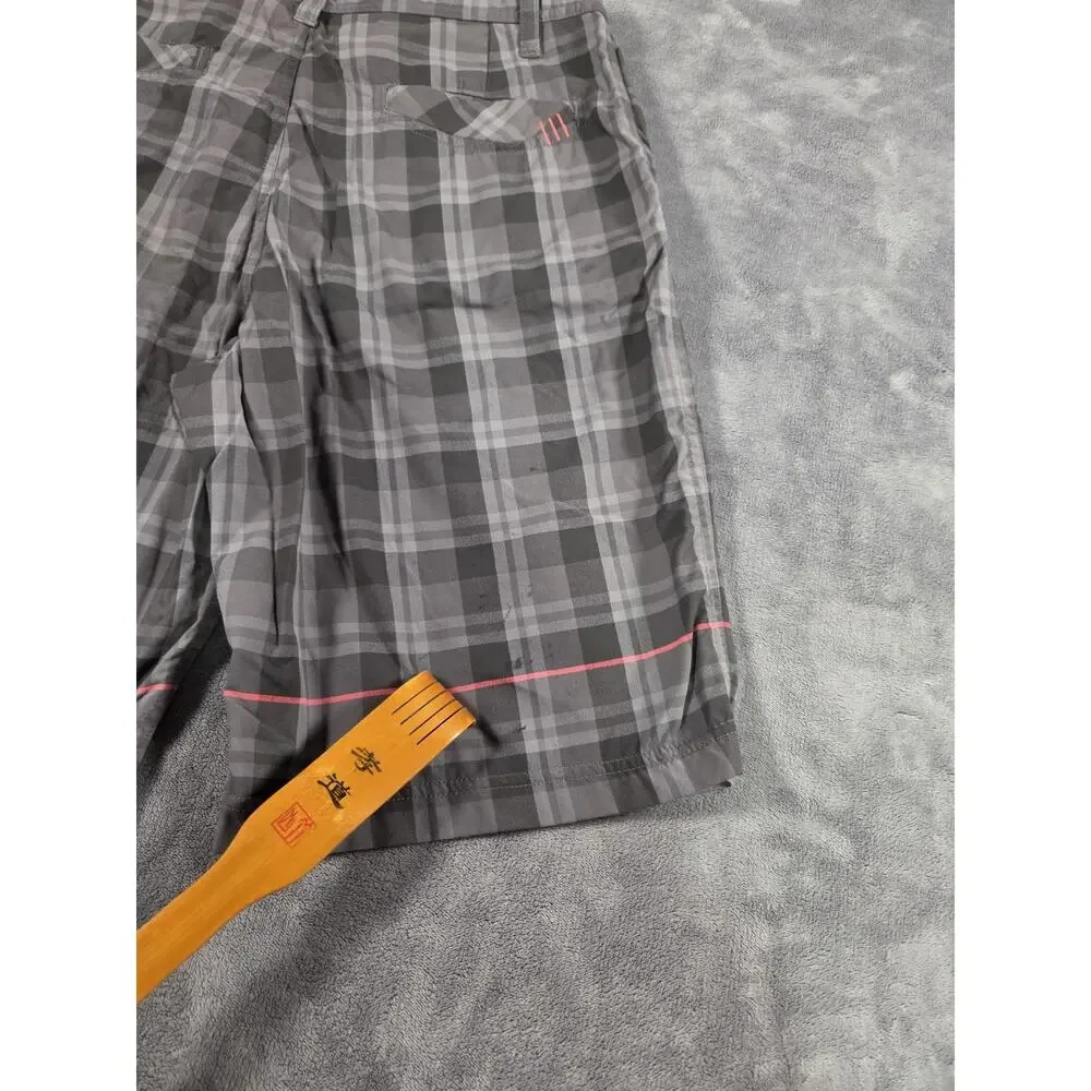 Lululemon Shorts Mens Size 32 Chino Outdoors Pockets Lightweight Gray Squares C2